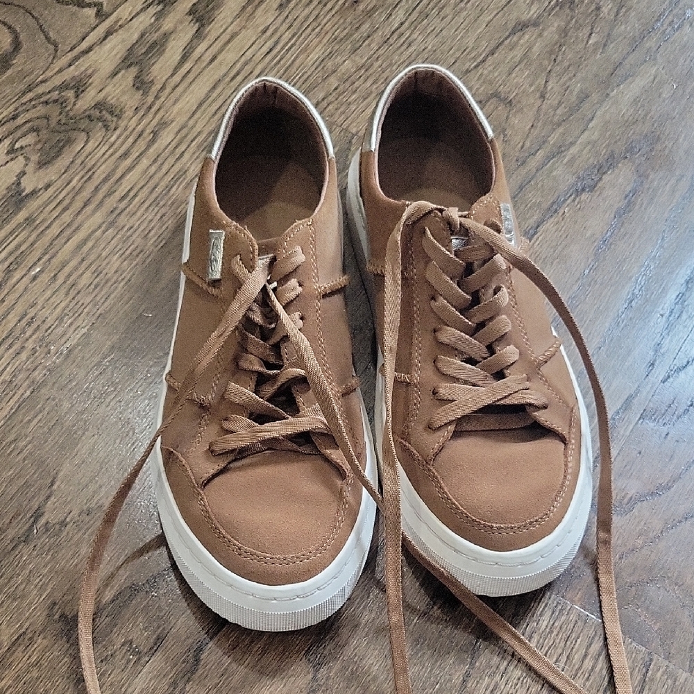 UGGS Suede Sneakers